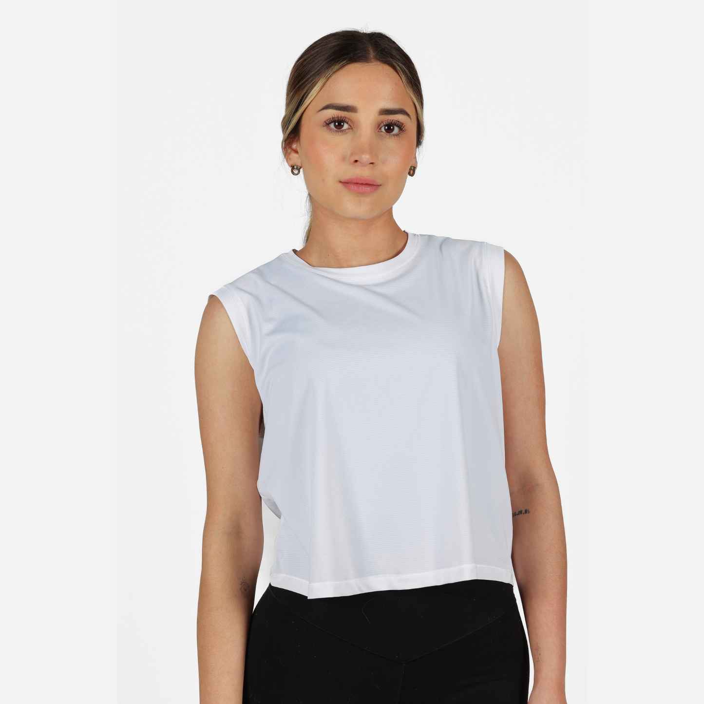 White easy fit tee
