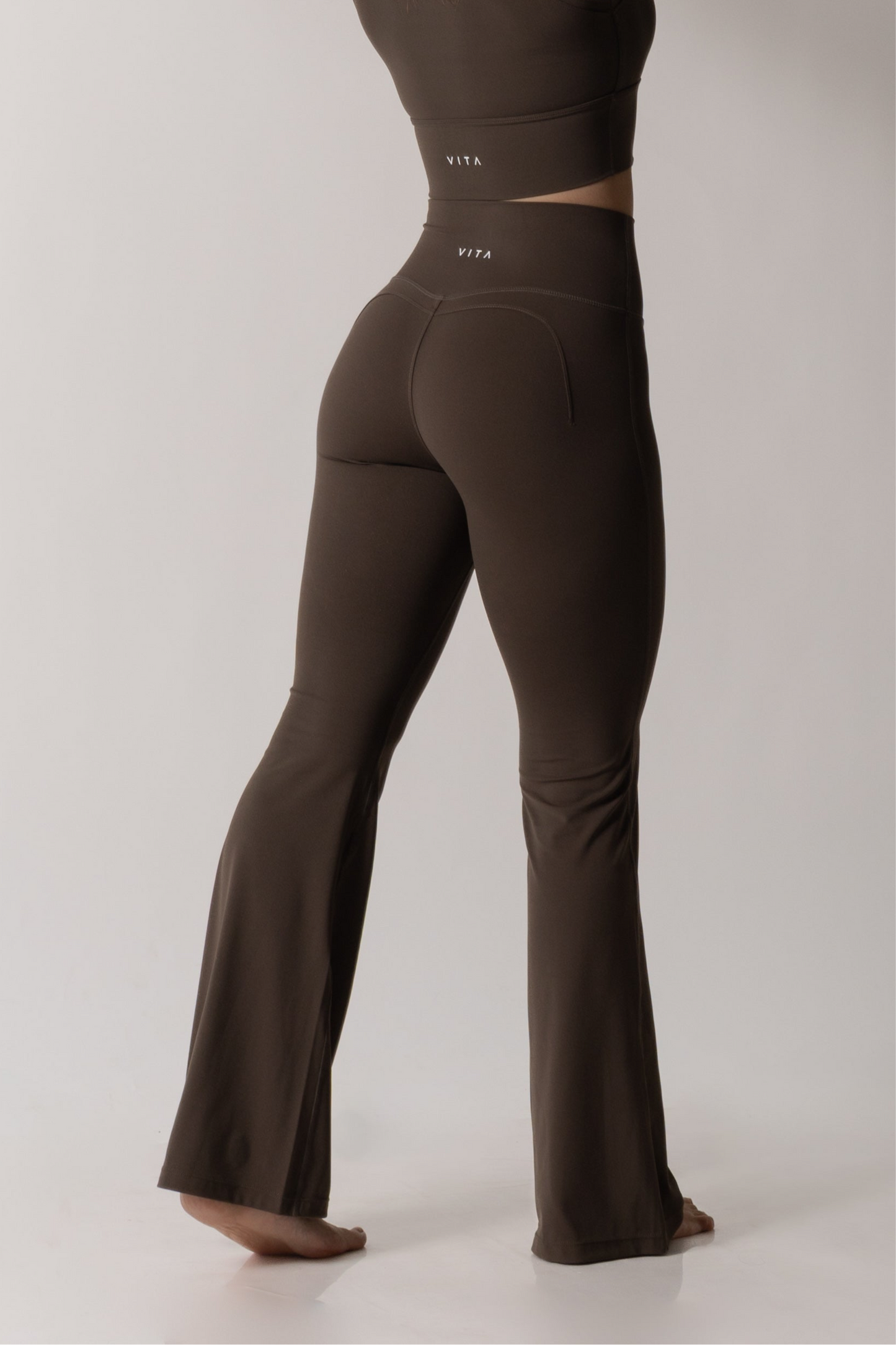 Sleek mocha leggings