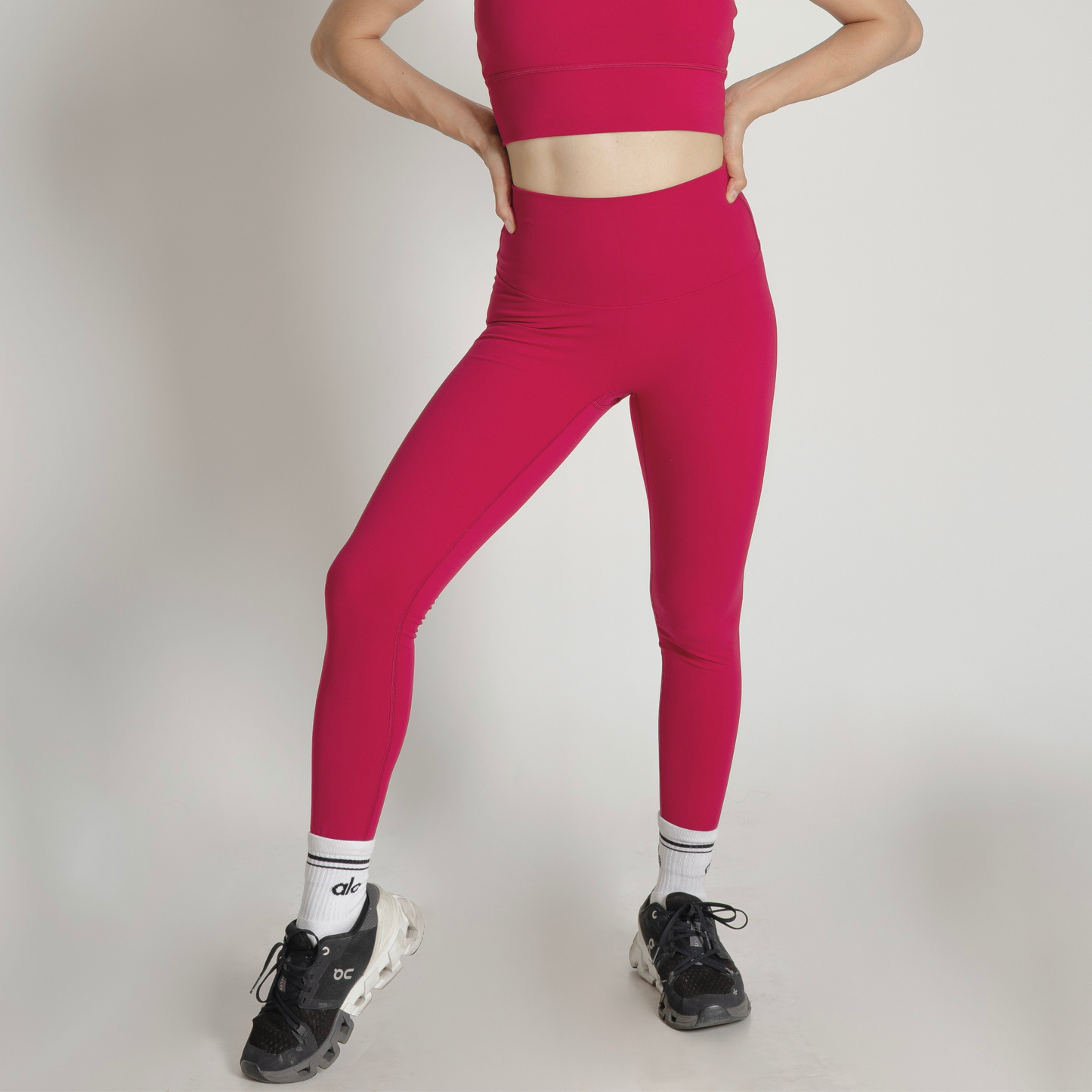 Berry Cherry Basic Leggings